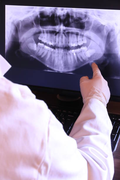 Best Emergency Treatment for Dental Infections or Abscesses in Leetonia, OH