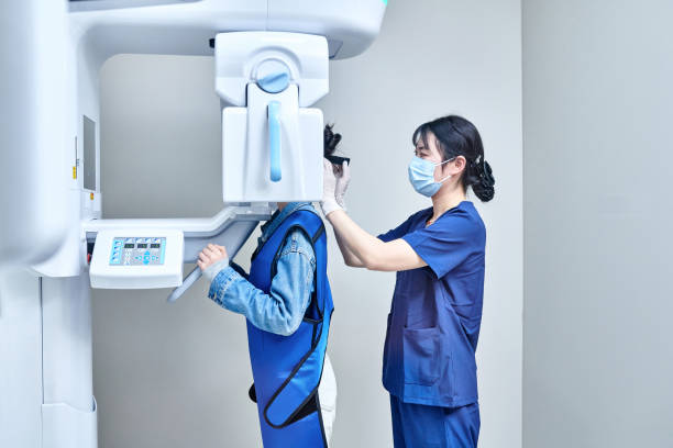 Best Emergency Tooth Extraction in Leetonia, OH